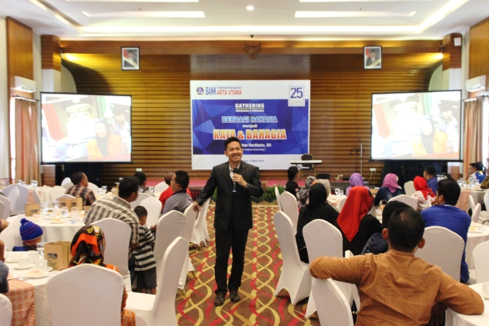 Gathering Pengusaha dan Pedagang